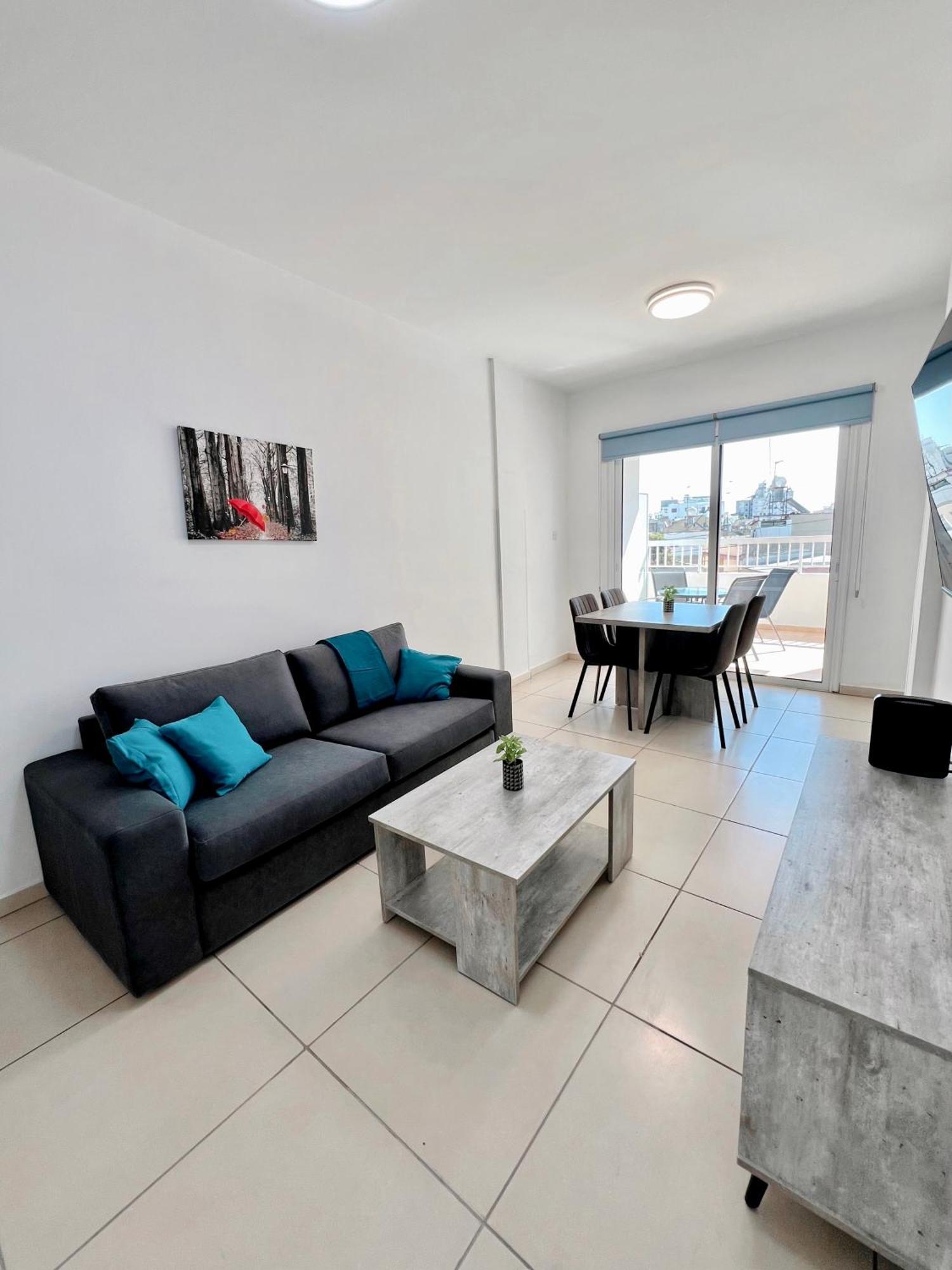 Georgiou 202 Apartment Larnaca Exterior photo