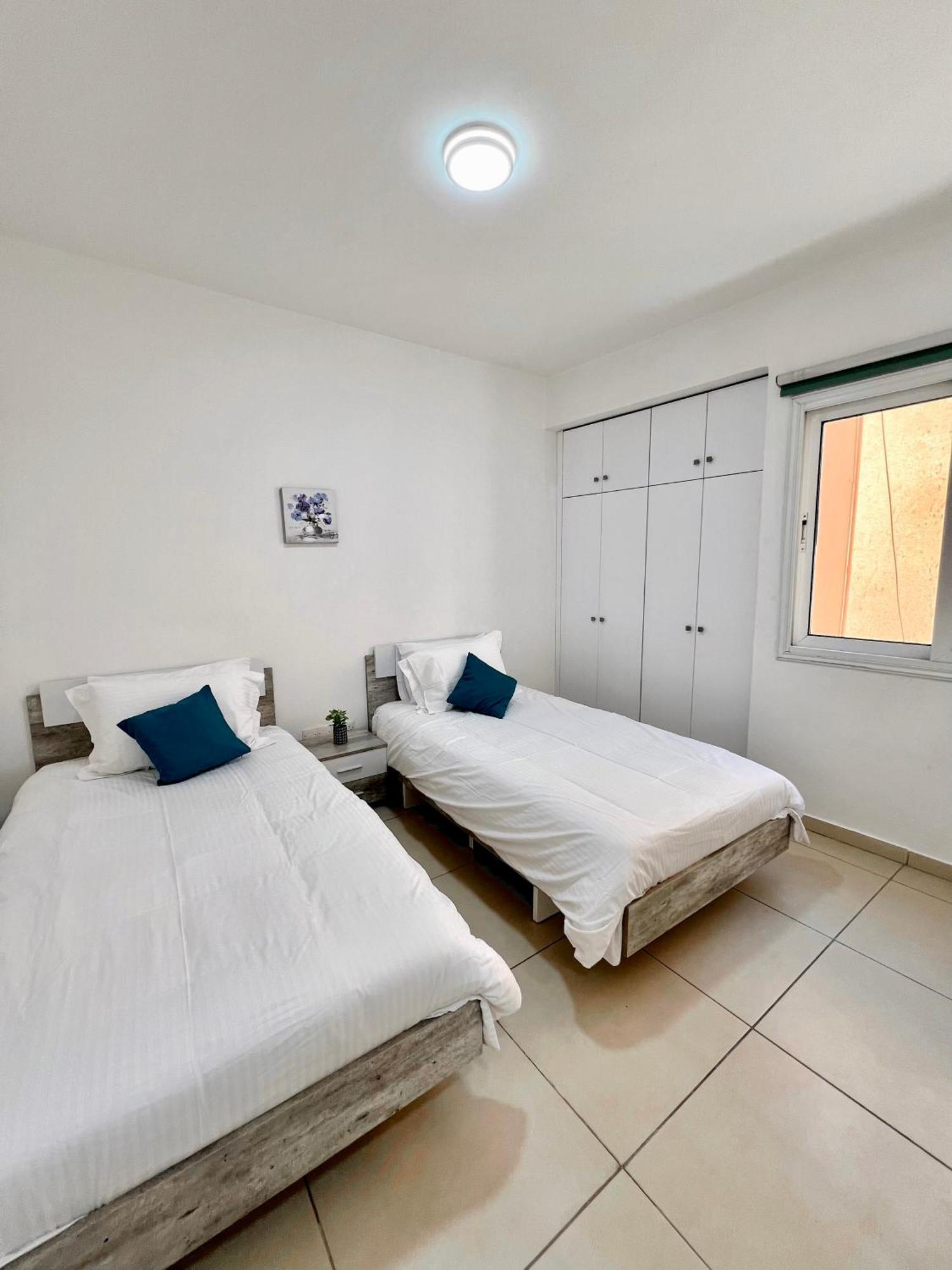 Georgiou 202 Apartment Larnaca Exterior photo